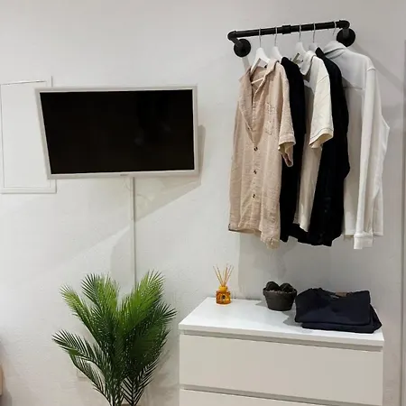 27 - Modern Design In *